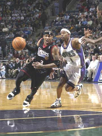 约翰逊妙传 王浩然三分应声入网