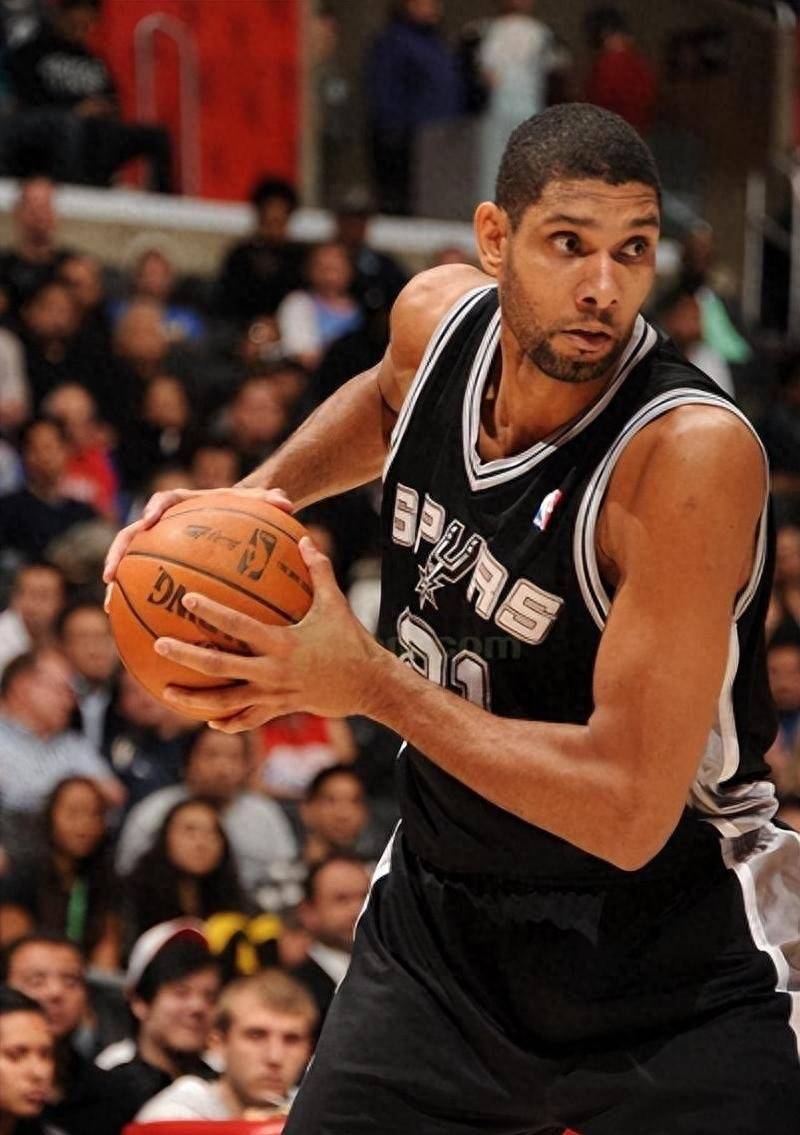 综合体育赛事今日焦点汇总 热门比赛结果与看点解析