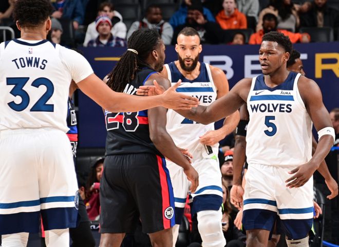 NBA球员合同更新及薪资排名