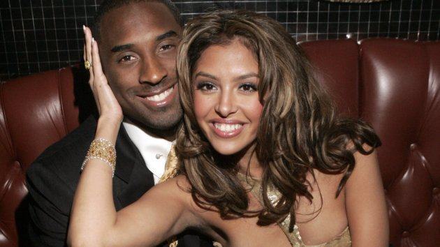 官方：阿森纳与女足主帅勒妮-斯莱杰斯完成续约