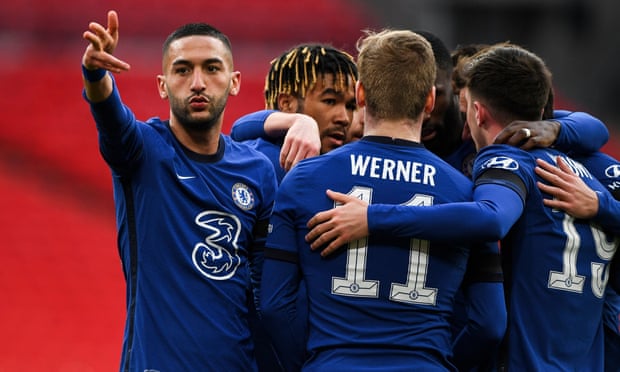 踢球者：伊藤洋辉恢复良好，可能在周六拜仁对阵弗赖堡时复出