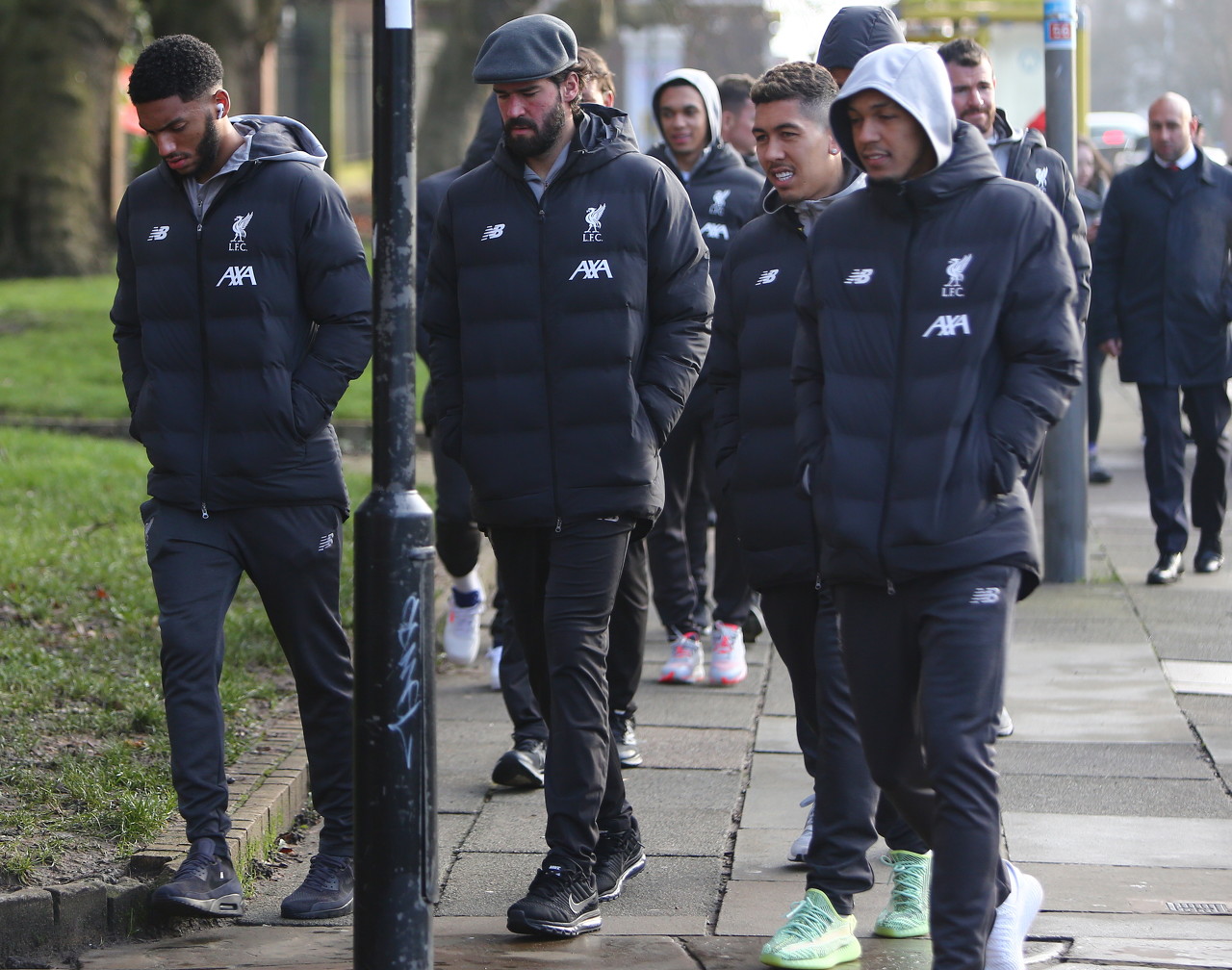 球衣颜色相近？当值主裁把维罗纳与乌迪内斯搞混了