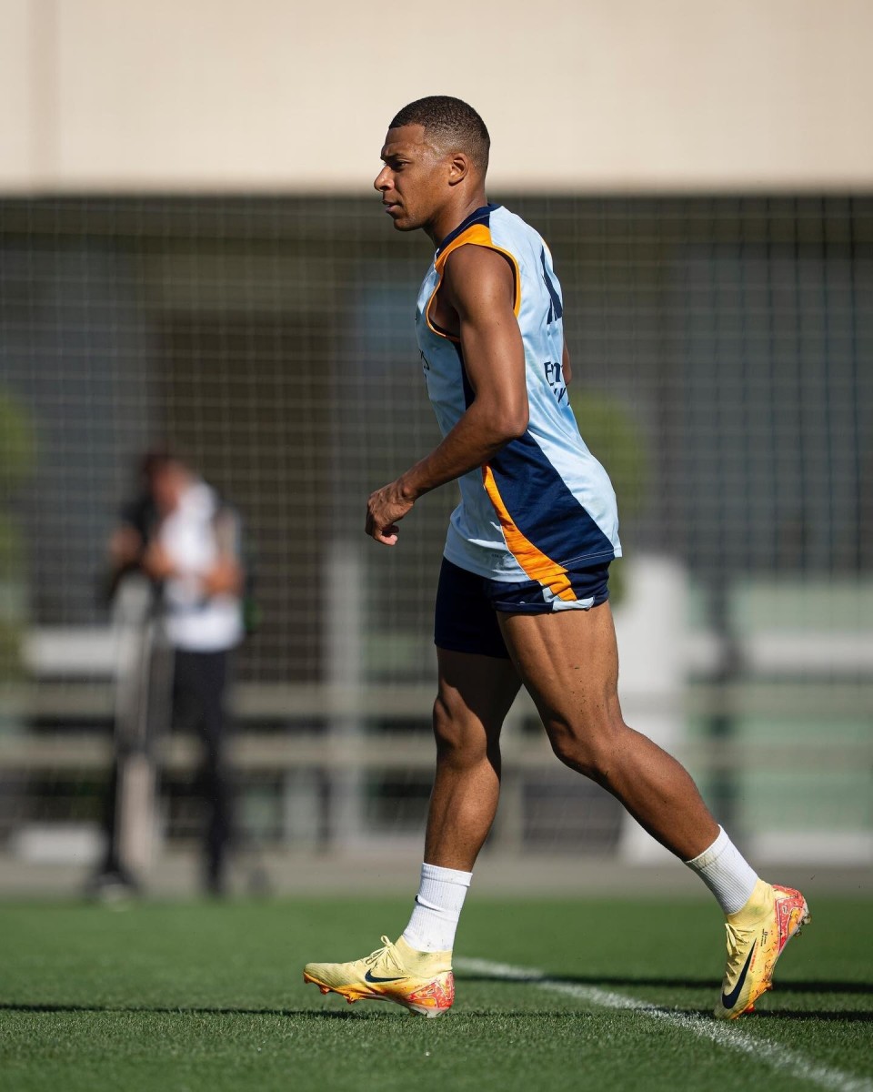 欧冠战报：索博斯洛伊点射绝杀，利物浦1-0力克国米